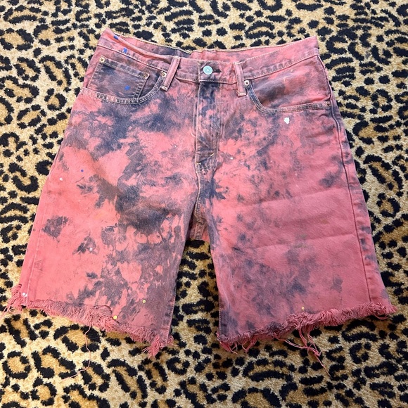 Vintage Levi’s Strauss 569 Red Tie Dye Jean Cutoff Shorts Jorts  Size 31 - Picture 1 of 10